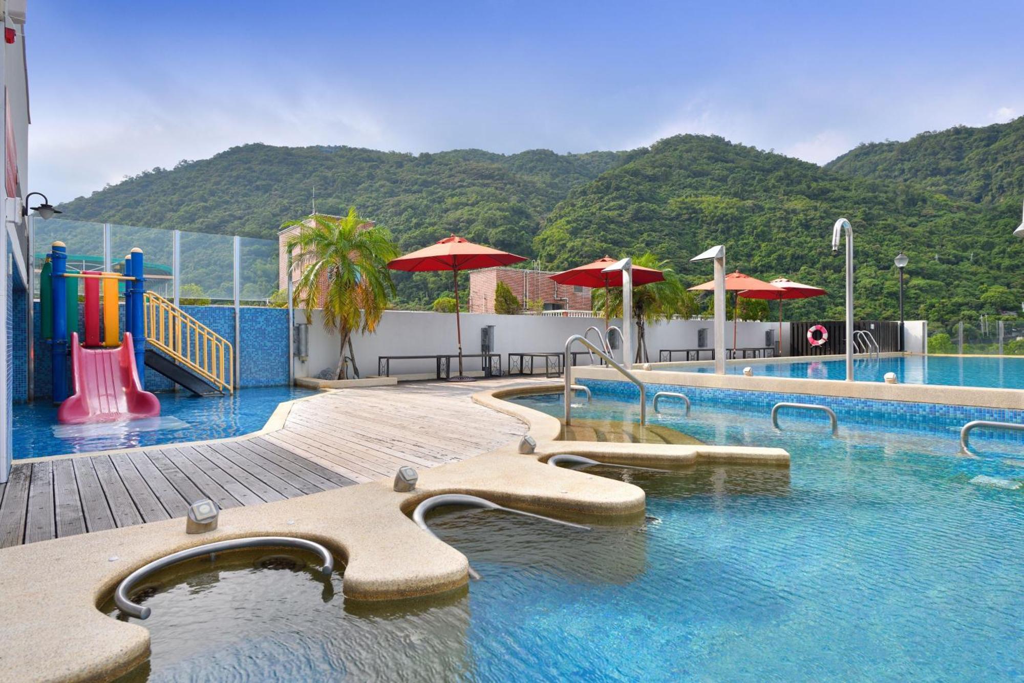 Four Points By Sheraton Yilan Джиаоси Екстериор снимка