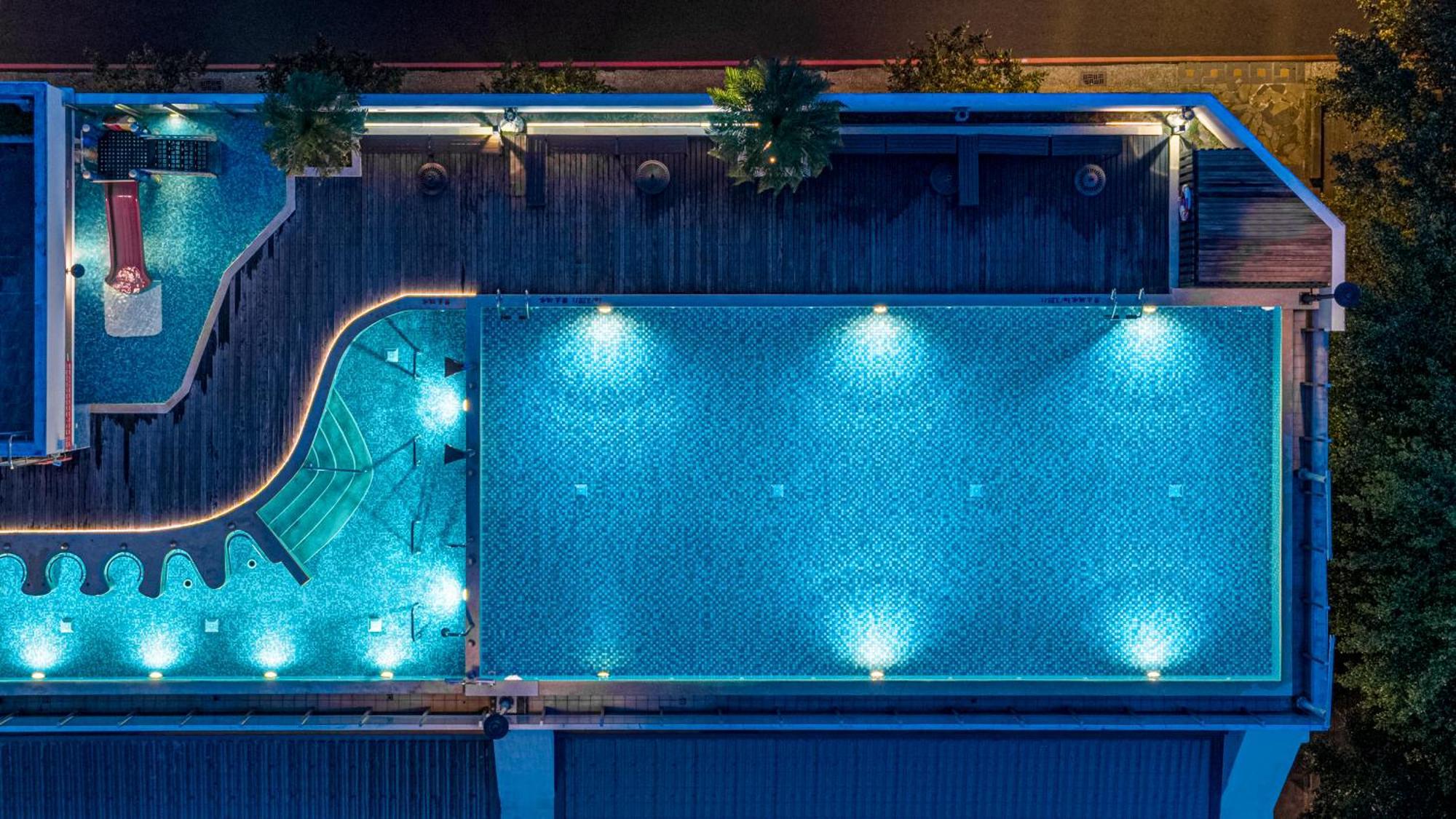 Four Points By Sheraton Yilan Джиаоси Екстериор снимка
