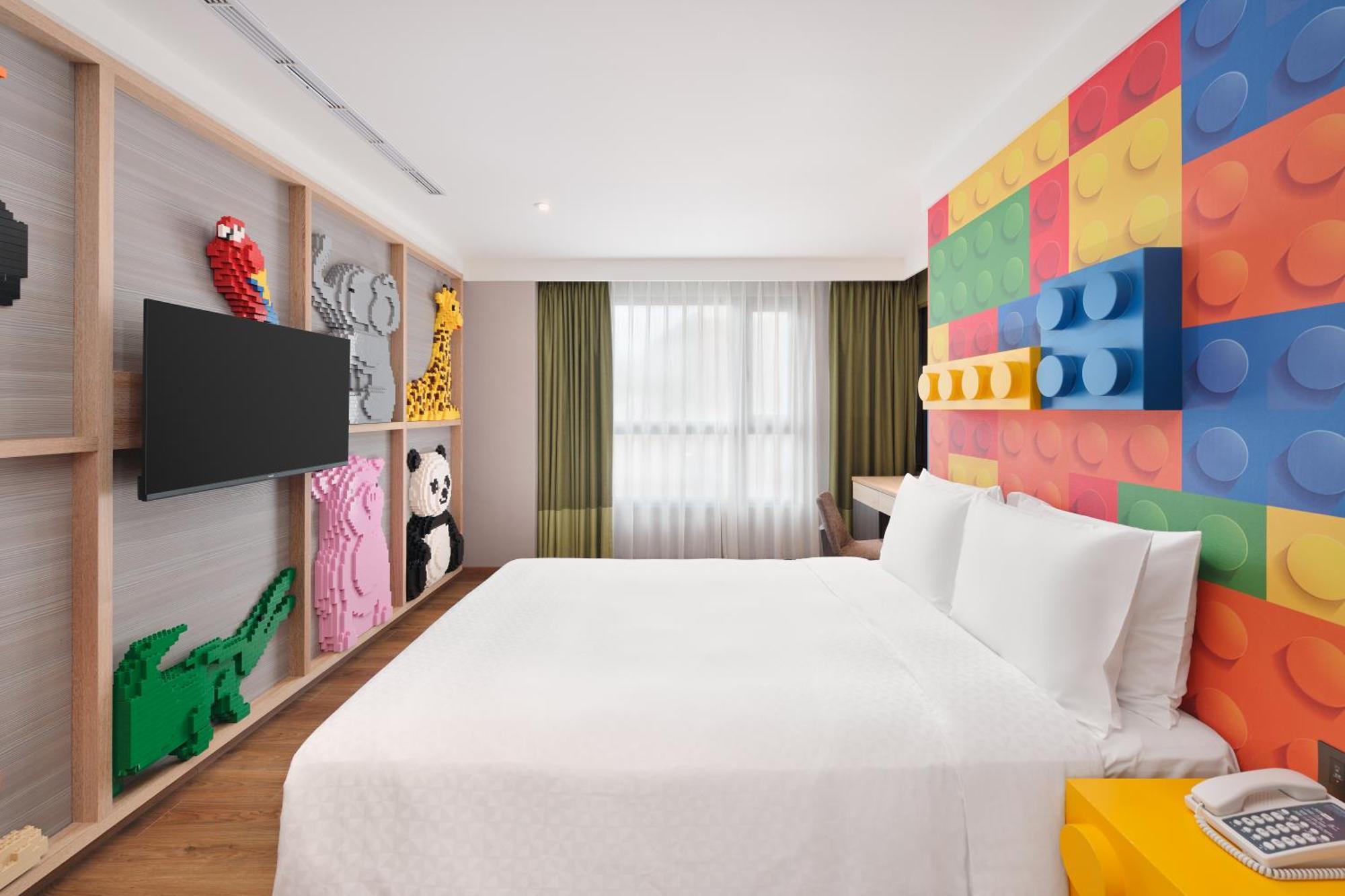 Four Points By Sheraton Yilan Джиаоси Екстериор снимка