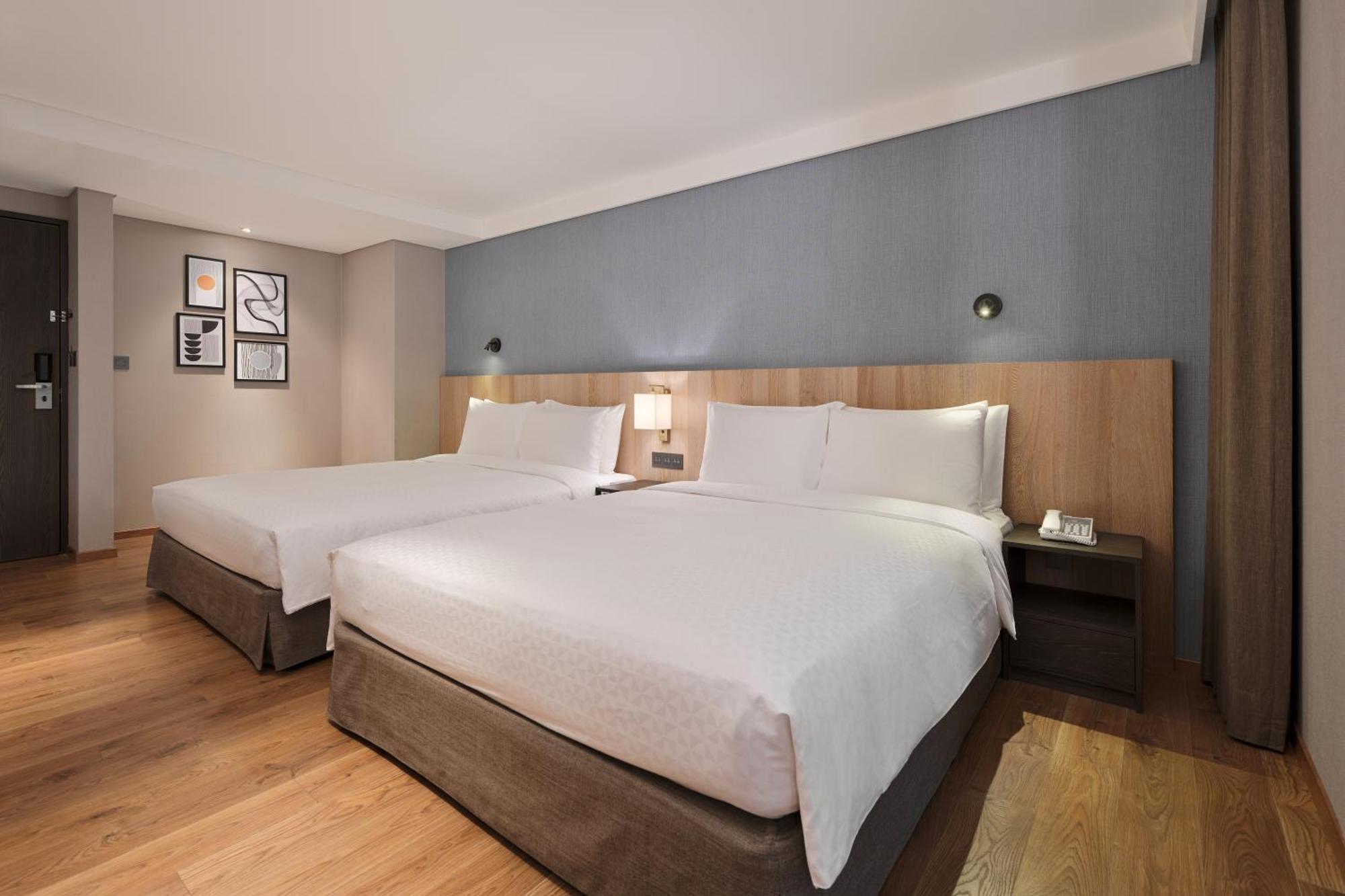 Four Points By Sheraton Yilan Джиаоси Екстериор снимка